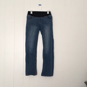 Liz Lange Maternity Jeans Under Belly